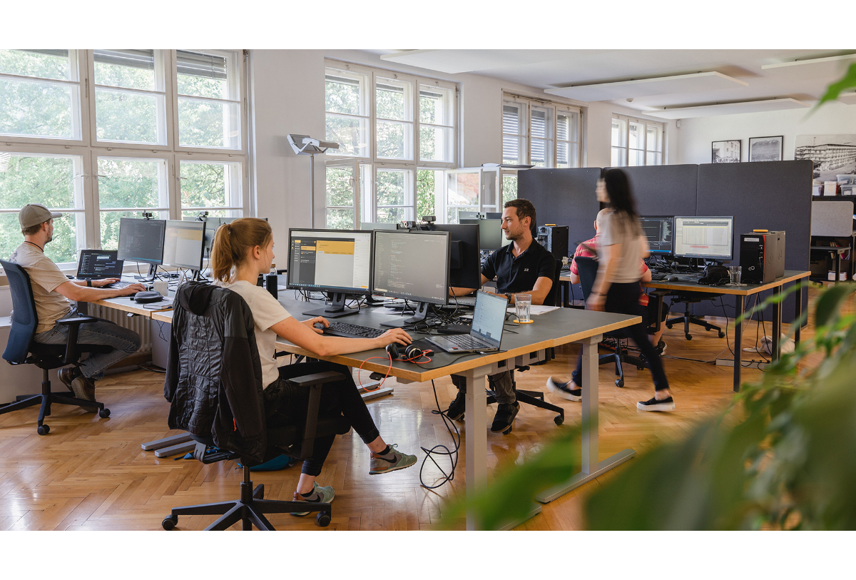 Arbeiten im Co-working Space / Gelbe Fabrik Dornbirn